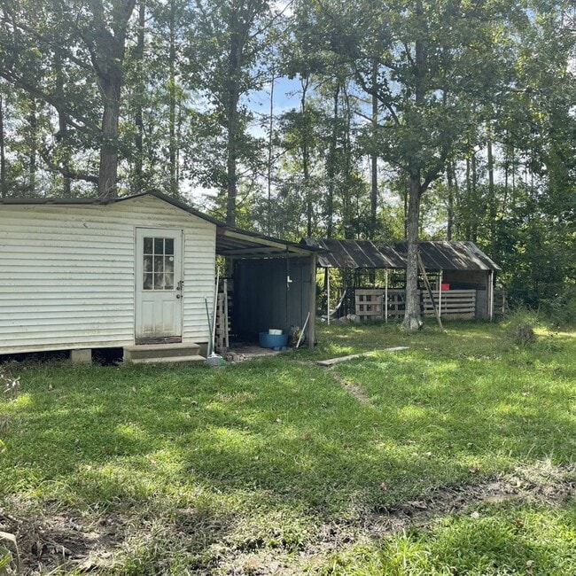 Building Photo - 20455 Perrilloux Rd