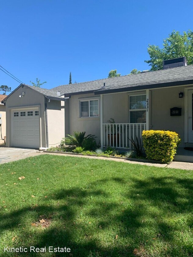 Foto principal - 3 br, 2 bath House - 2331 Mountain View Drive