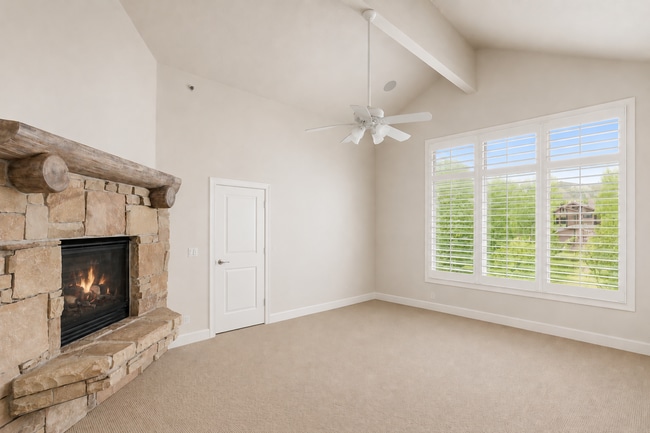 Building Photo - 16 Gallivan Ct