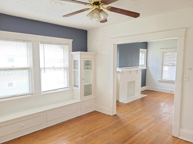 Foto del edificio - 2671 E 128th St