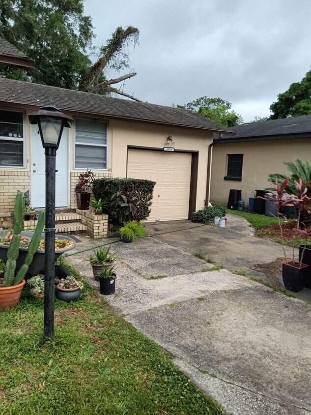 Primary Photo - FOR RENT 3BR 1BA HOUSE IN ROOSEVELT GARDENS
