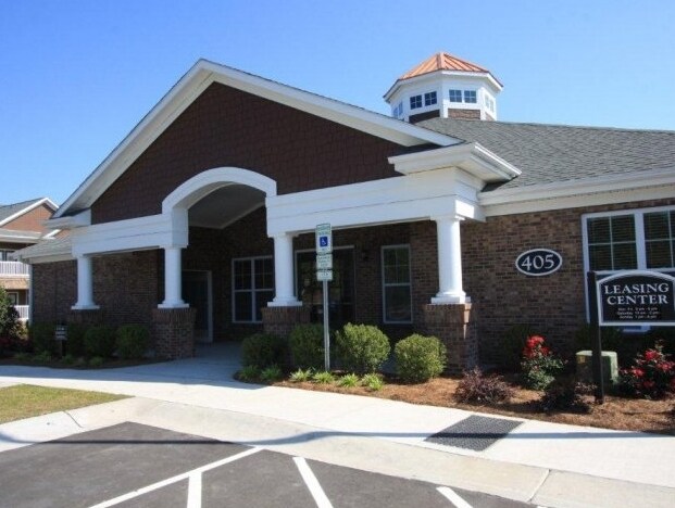 The Astoria Apartments Hope Mills Nc Apartments Com