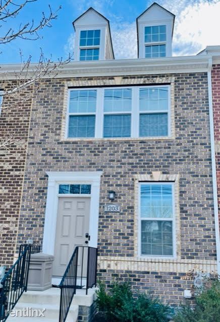 Primary Photo - 3 br, 4.5 bath House - 1203 Trenton Pl SE