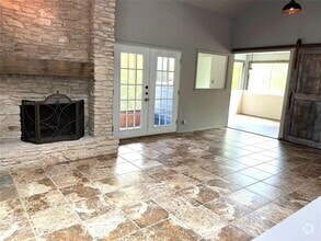 Building Photo - 602 Splitrock