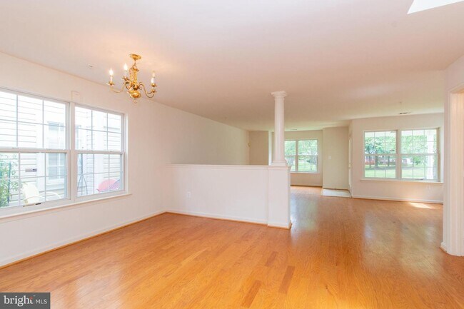 Building Photo - 13622 Gresham Ct