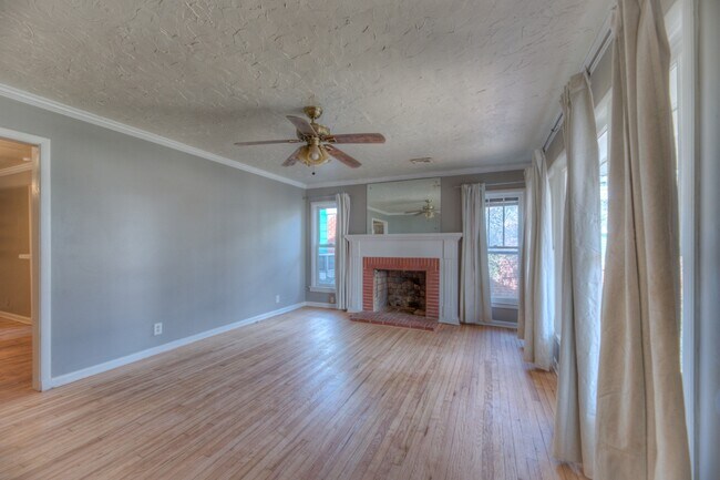 Foto del edificio - 544 S Oswego Ave