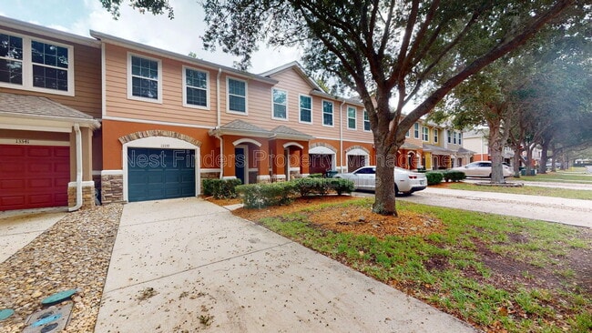 Building Photo - 13339 Solar Dr