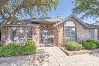 Building Photo - 103 Chukar Run