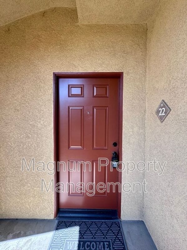 Foto del edificio - 41410 Juniper St