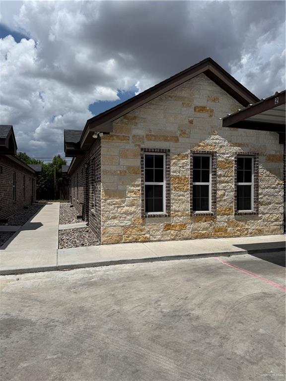 Building Photo - 6903 Venus Dr