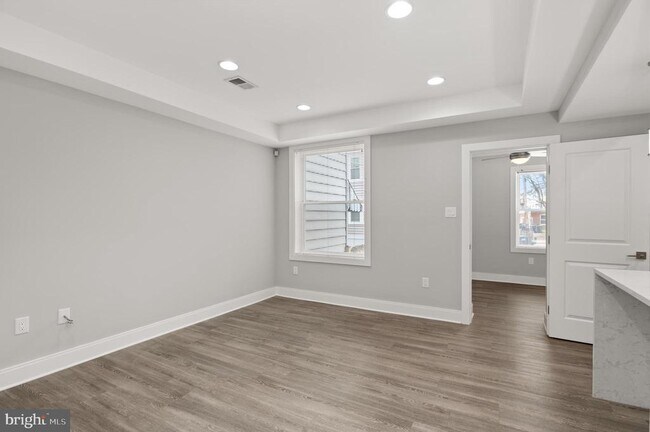 Foto del edificio - 3652 Park Pl NW