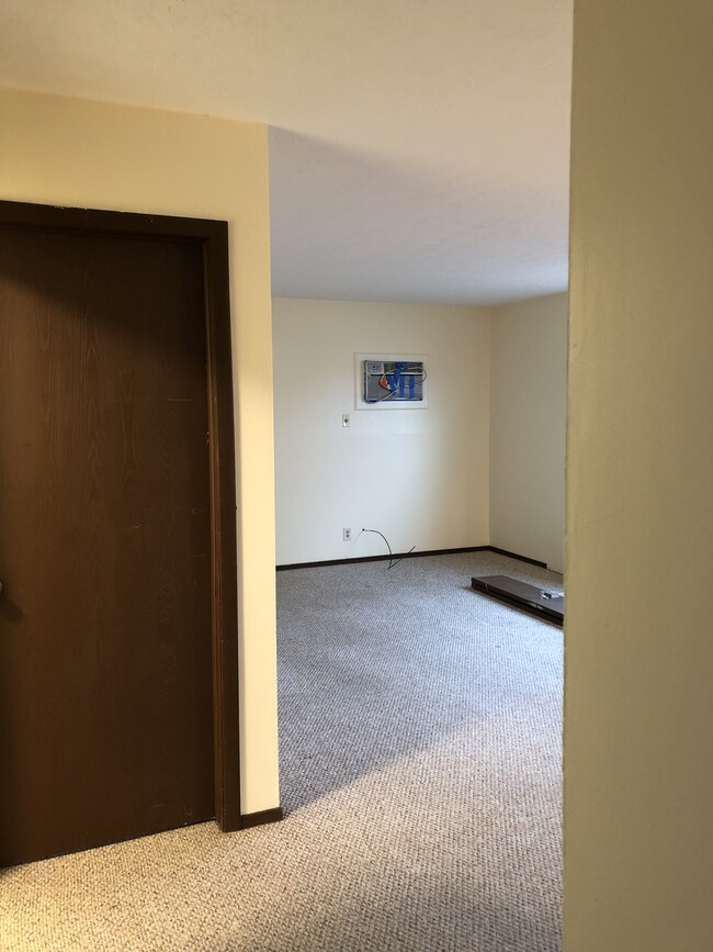 Building Photo - 1531 Benjamin Ct