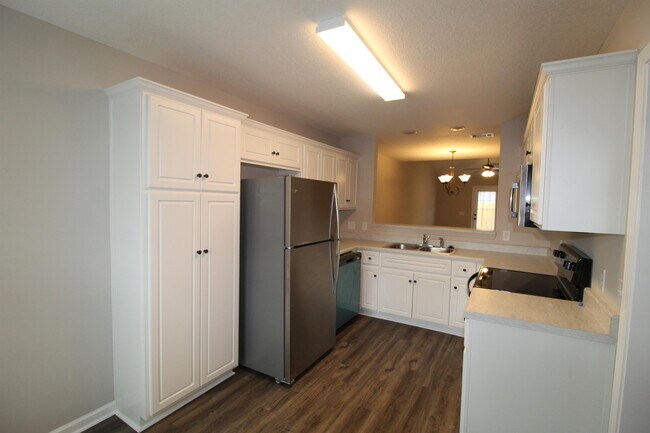 Building Photo - 519 Deerchase Ct