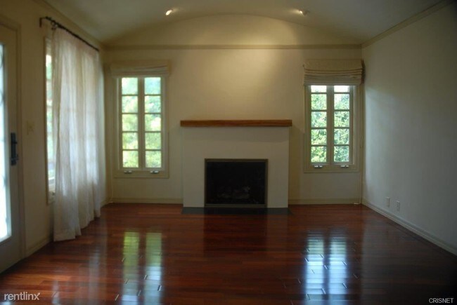 Building Photo - 3 br, 2 bath House - 402 Virginia Ave