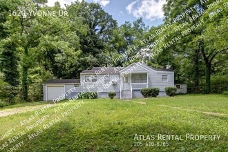 Building Photo - 1620 Yvonne Dr