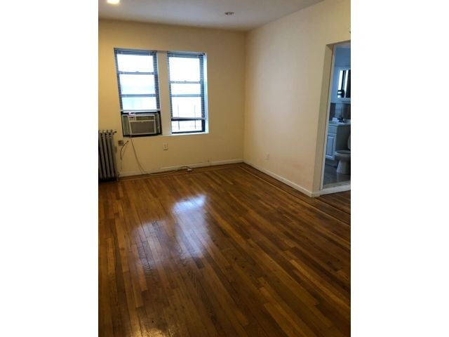 Foto del edificio - 4329 40th St