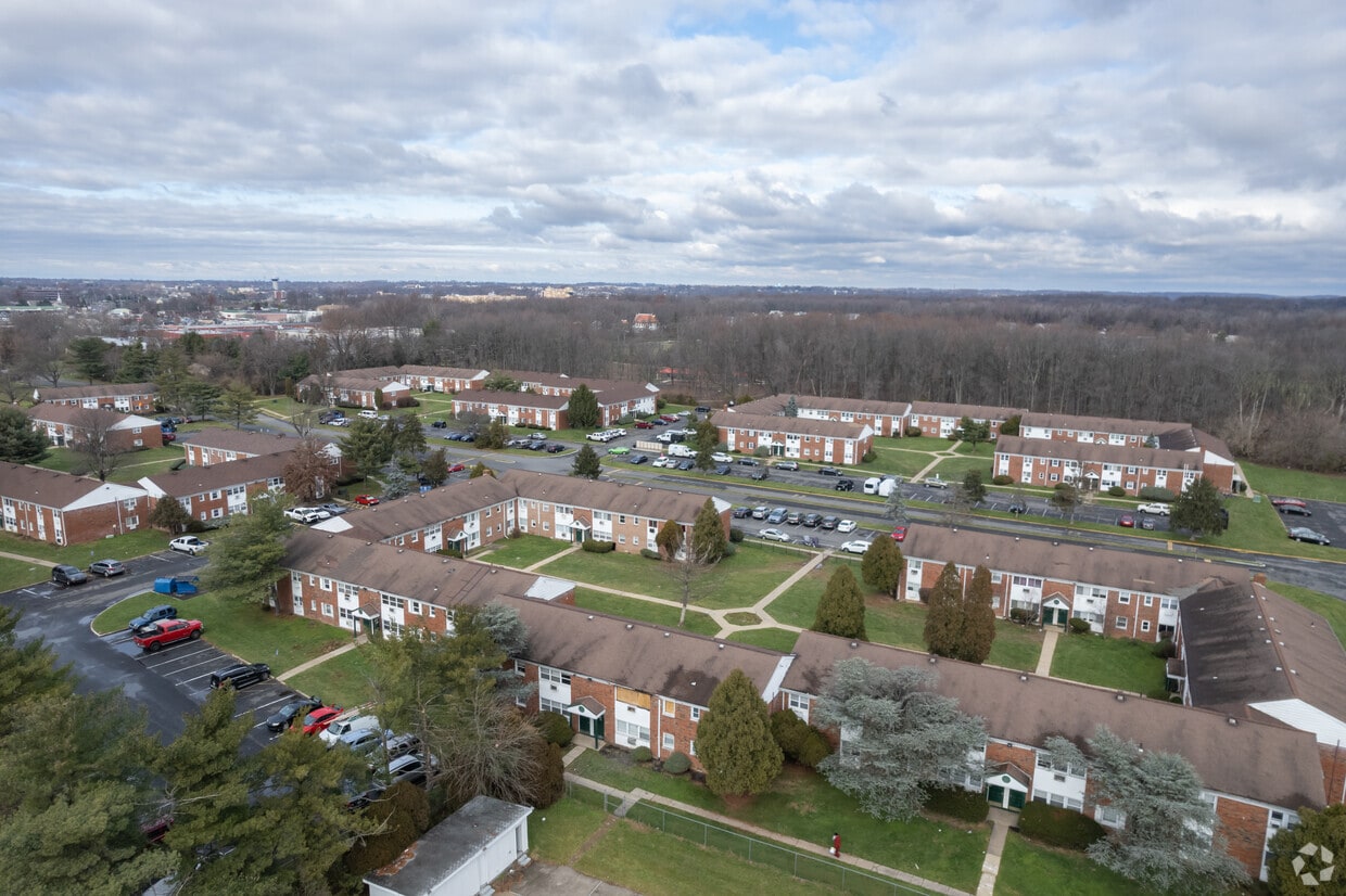 Bucks Meadow Apartments - 3131 Knights Rd Bensalem, PA 19020 |  Apartments.com