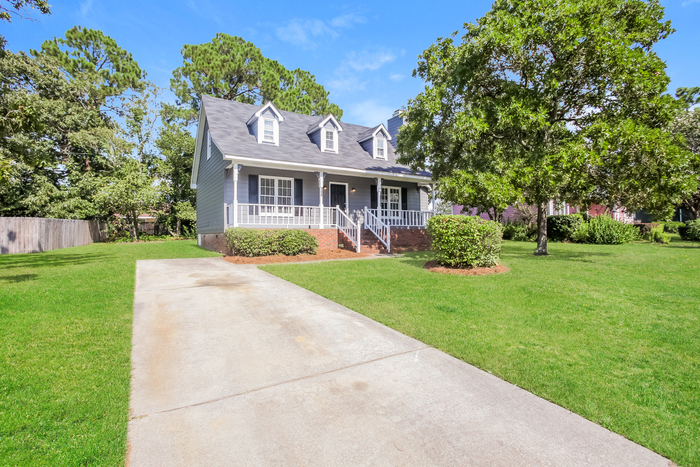 Foto principal - Charming 3-Bedroom Home in Columbia, SC