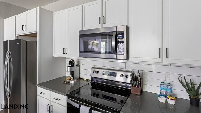 Foto del edificio - 1260 Balch Rd