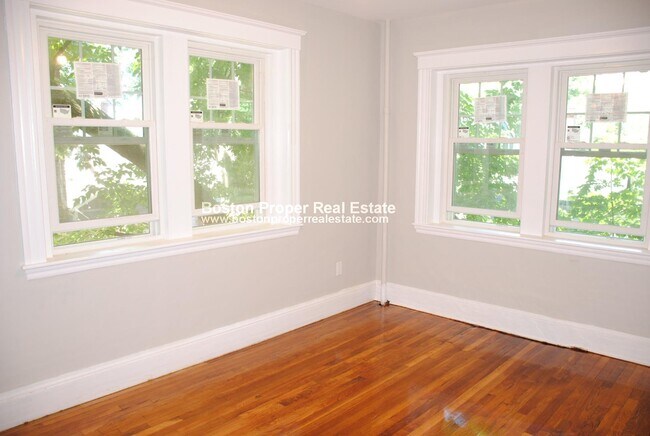Foto del edificio - 118-120 University Rd