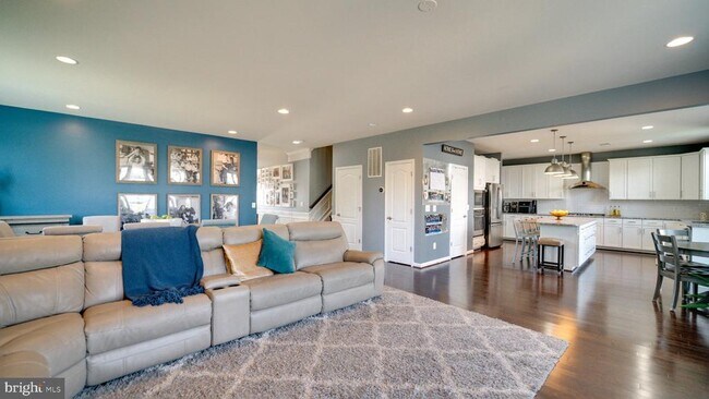 Building Photo - 24855 Bradford Forest Dr