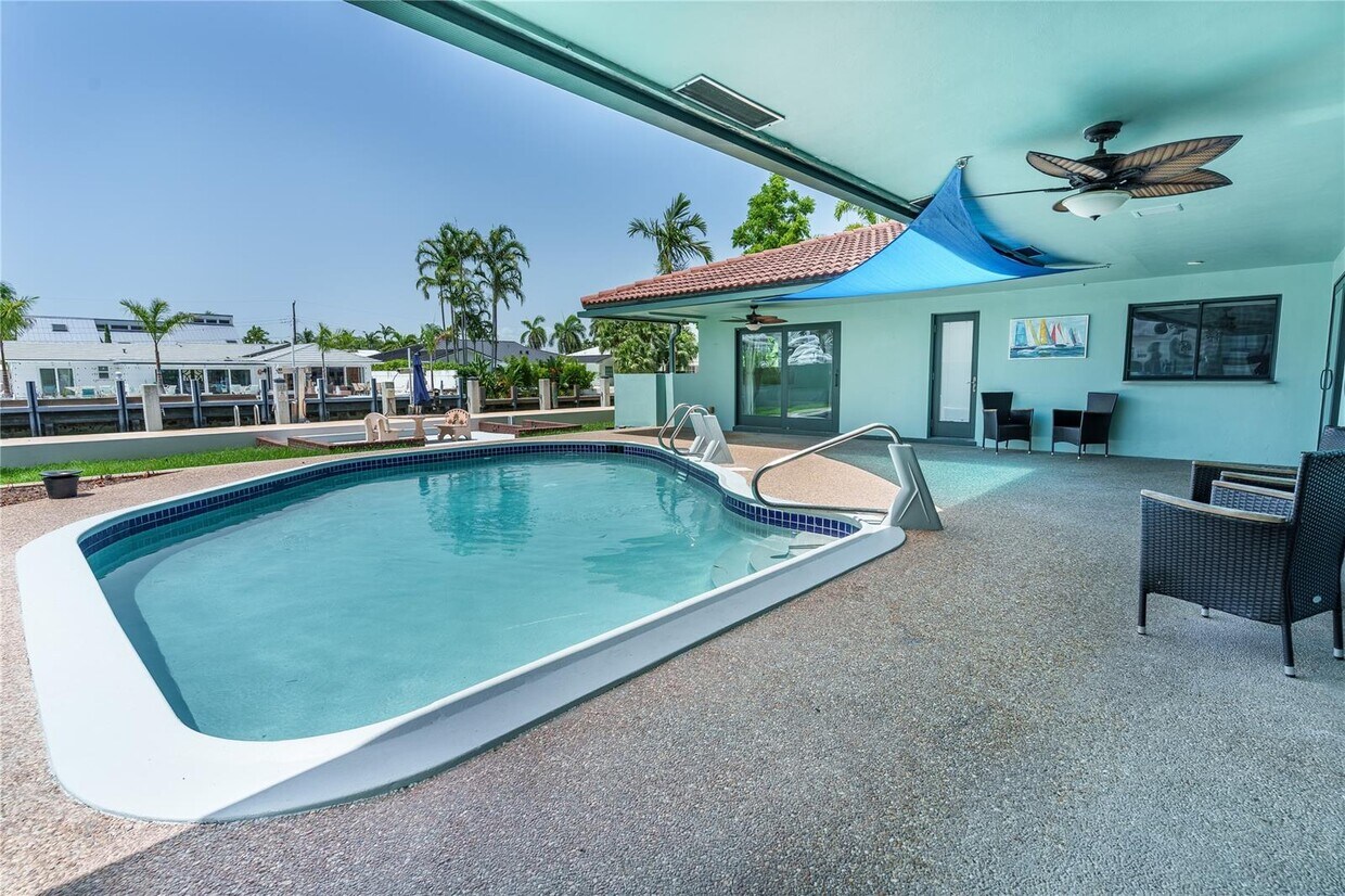 Foto principal - 3080 NE 43rd St