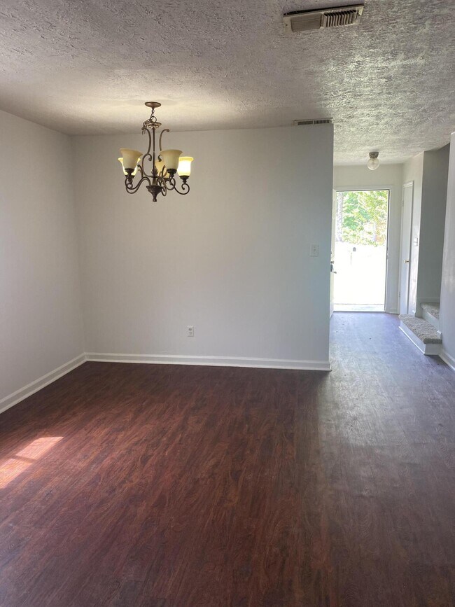 Foto del edificio - 1552 Goshen Rd