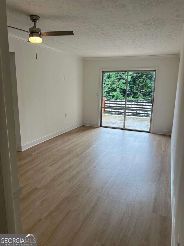 Foto principal - 2805 Northeast Expy
