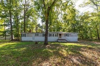 Building Photo - 252 Bluff Ln
