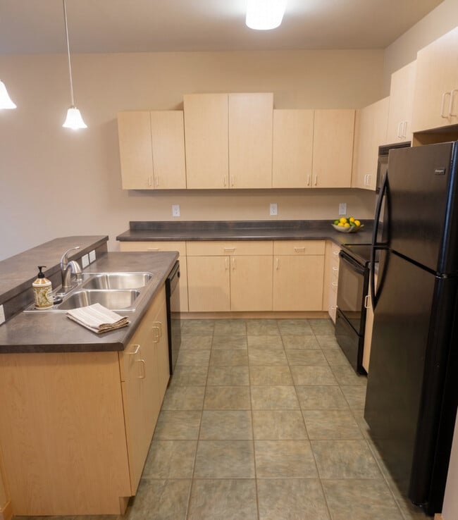 Staged 1 Bedroom 1 Bathroom - Cannery Square Apartments
