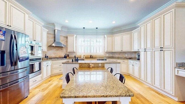 Building Photo - 321 Madison Grove Blvd