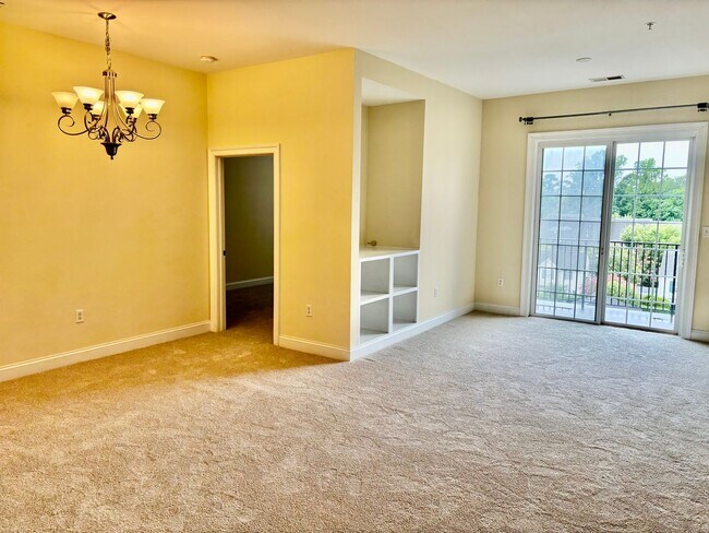 Foto del edificio - 2 bedroom/ 2 bathroom- Bennington on the Park