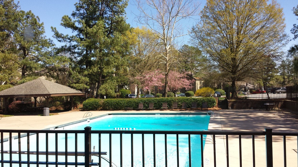 2440 S Holden Rd, Greensboro, NC 27407 Apartments in Greensboro, NC