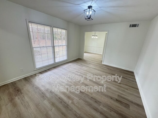 Building Photo - 3736 Winkfield Pl