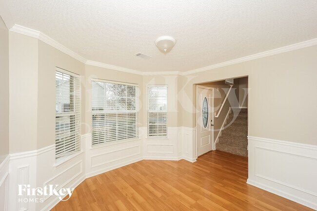 Foto del edificio - 980 Brisley Cir