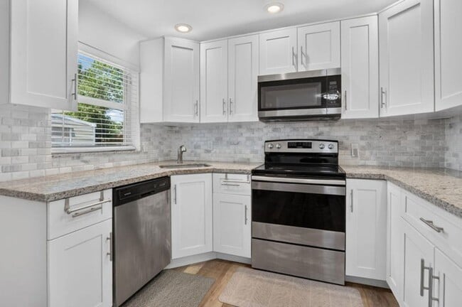 Photo - 155 NE 20th Street, Boca Raton, FL 33431 - 8011 House