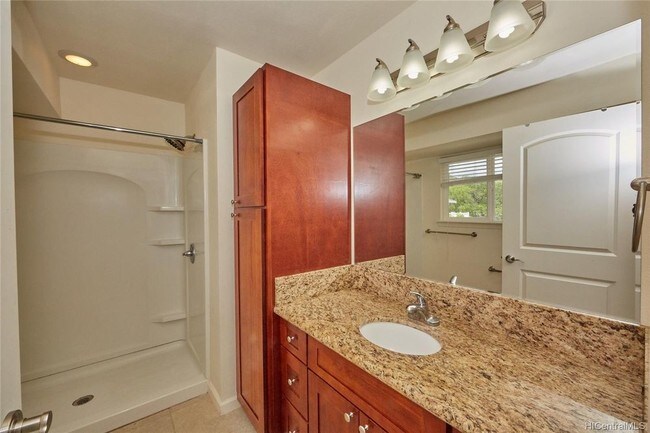 Building Photo - 87-176 Maipalaoa Rd