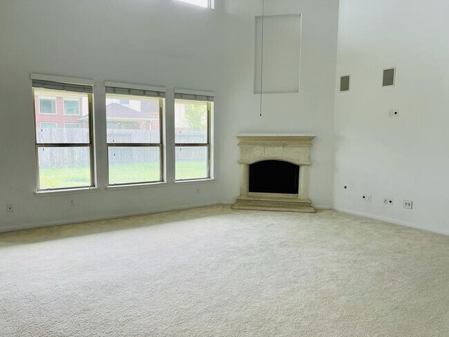 Building Photo - 6011 Crawford Hill Ln