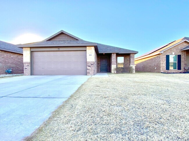 Building Photo - 2918 Urbana Ave