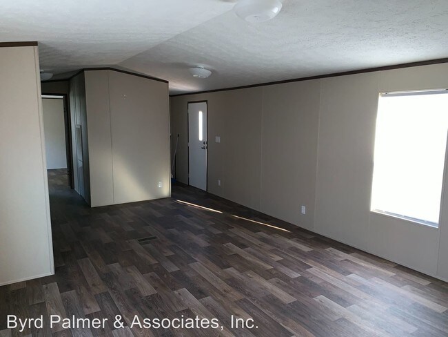 Building Photo - 3 br, 2 bath House - 4516 Double Dee Road