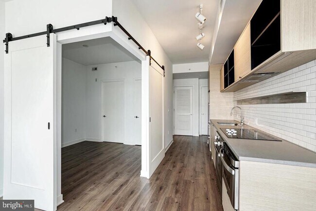 Foto del edificio - 2030 8th St NW