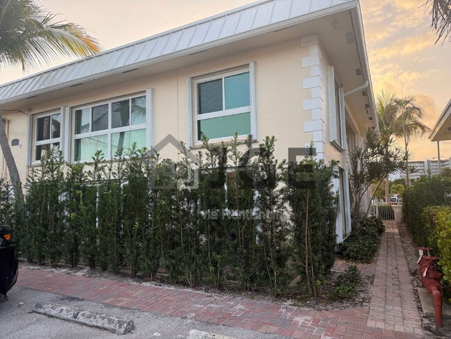 Photo - 861 SE 22nd Ave Apartment