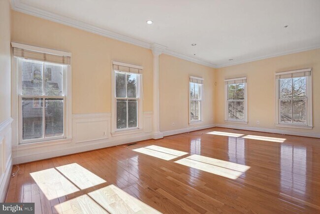 Building Photo - 1701 Potomac Greens Dr