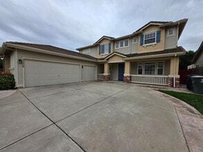 Building Photo - 3220 Clearview Ct