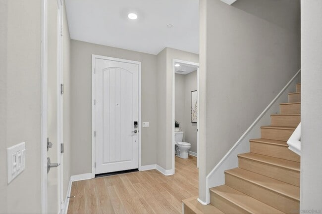 Foto del edificio - 1733 Artemisia Ct