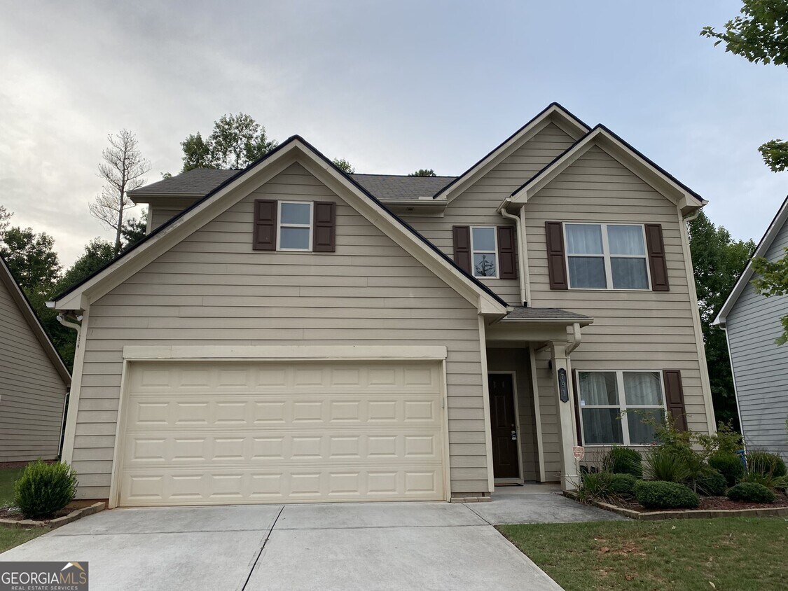 Primary Photo - 791 Walnut Woods Dr