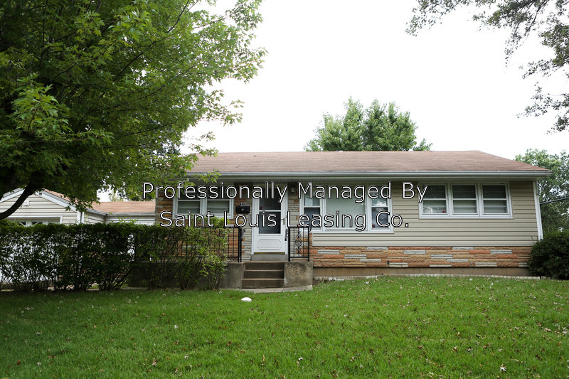 Primary Photo - 320 S Lafayette St