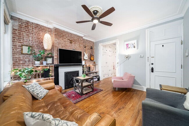 Foto del edificio - 1009 Willow Ave