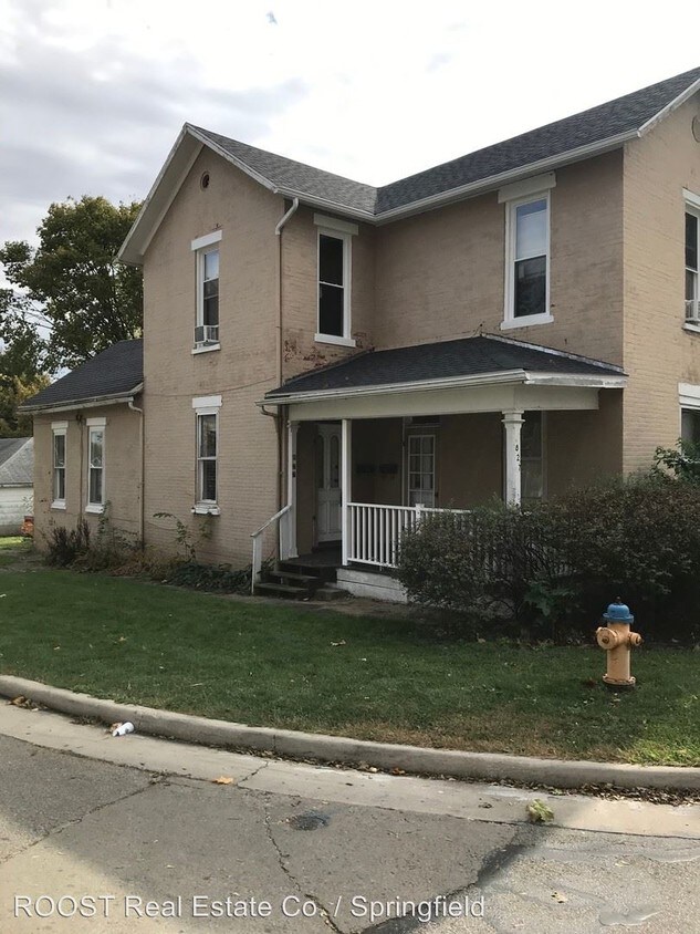 Foto principal - 827 N Oakland St
