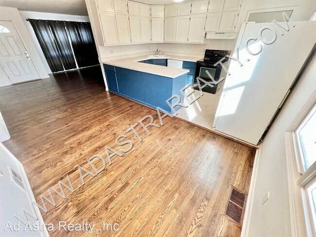 Foto del edificio - 2 br, 2 bath House - 8009 Spring Valley Rd